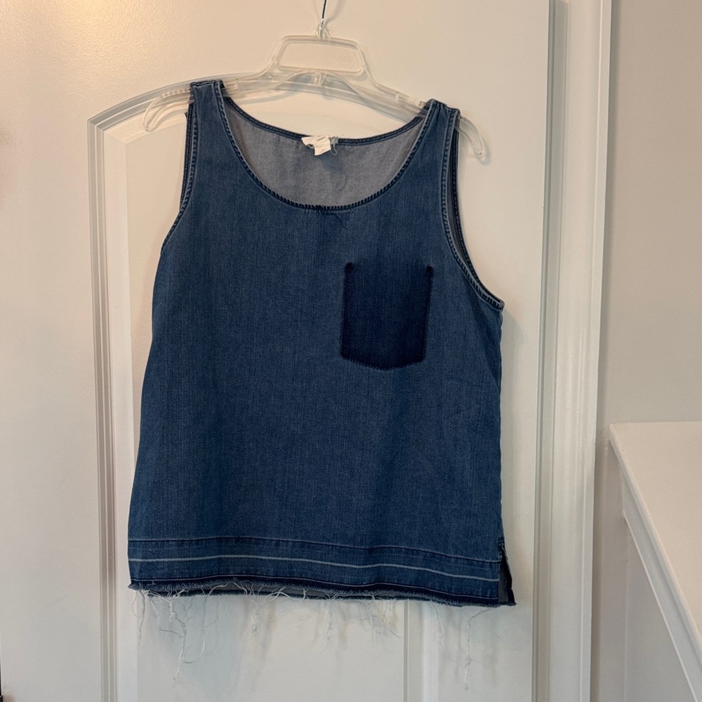 Lift Women’s Large Blue Denim Sleeveless Top